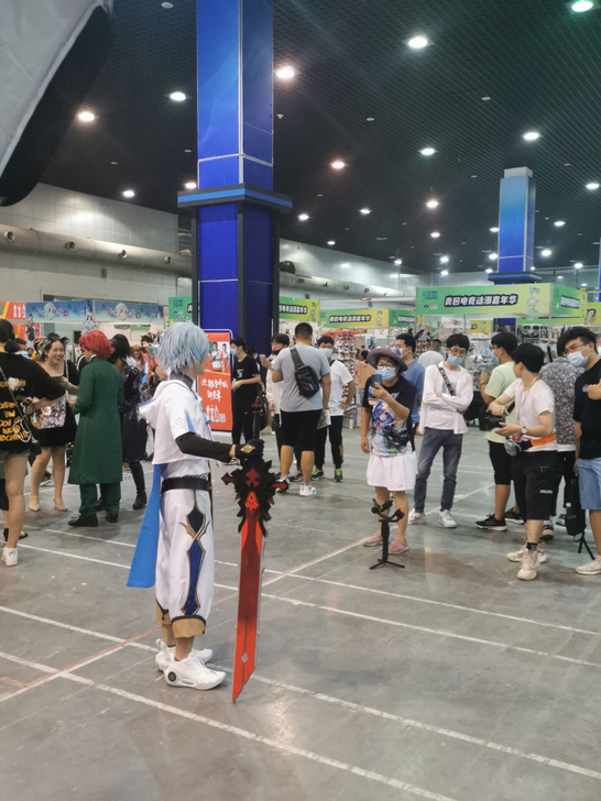 出重云cos全套l码(无鞋,有假发且已经造...