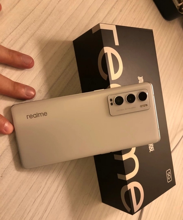 realme GT 大师探索版8+128G