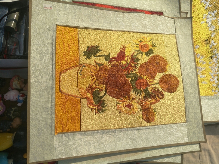 刺绣画。。超市拆迁处理，尺寸47.238....