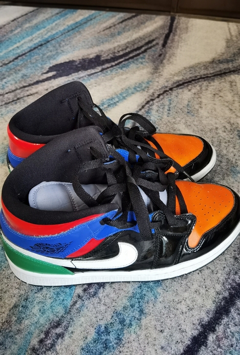 Air Jordan 1 Mid AJ1 ...