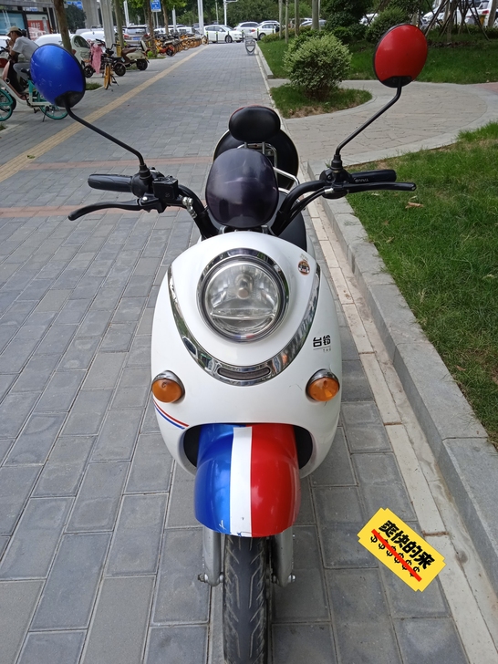 小龟电动车！个人！九成新！低价出售