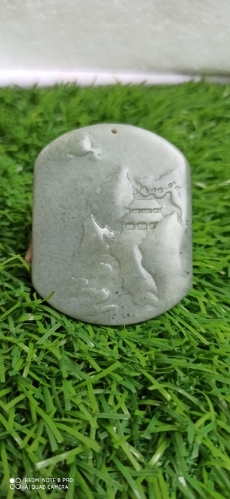 和田玉雕刻的山水画入手渠道:在古玩市场淘的,