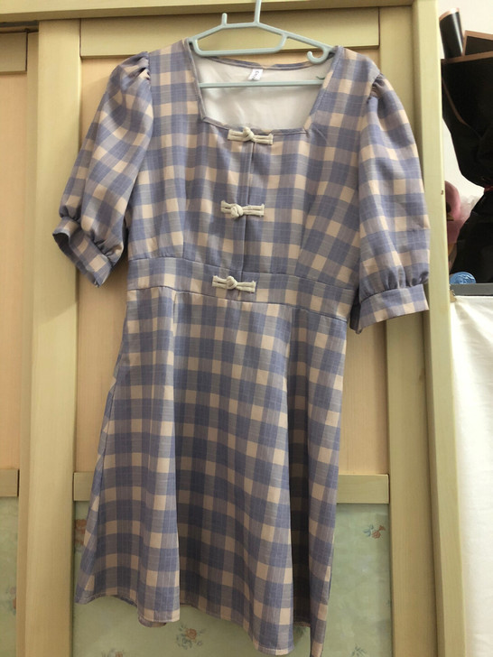 超低价出9新全新连衣裙T恤短袖 各种风格都...