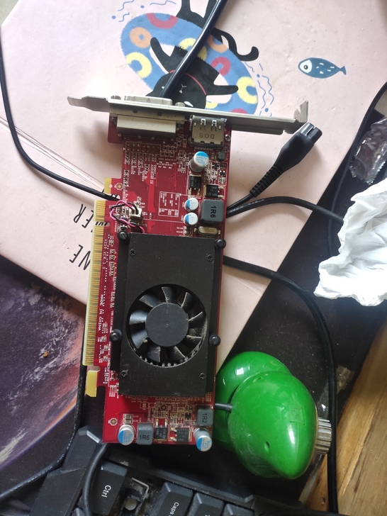 显卡gt705    显存512     ...