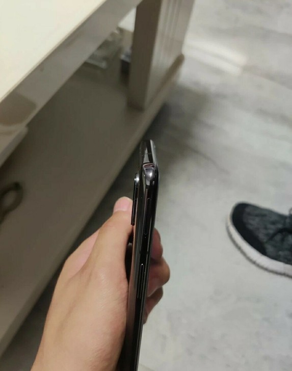 一加7，8加256，9新后盖裂了，全网通，...