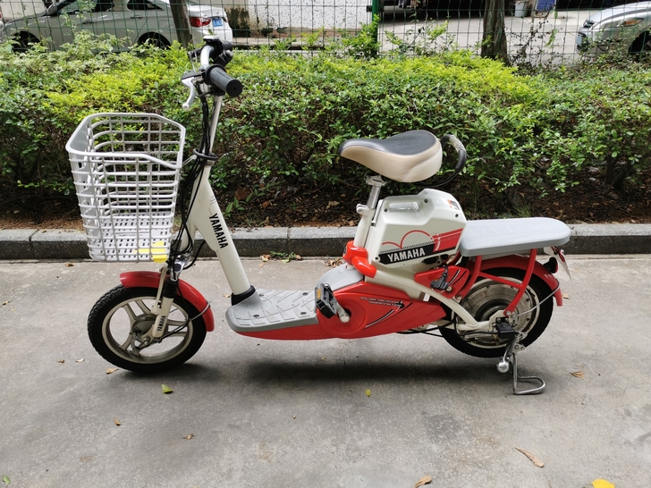 YAMAHA电动车，95成新，有临时牌，没...