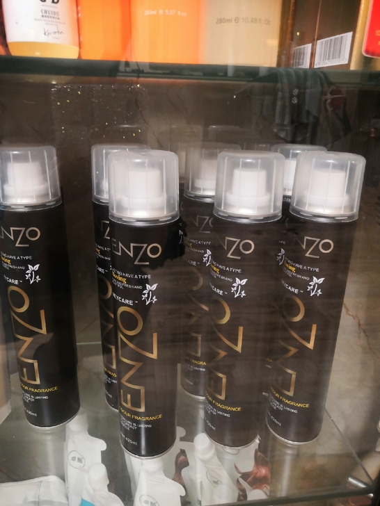 全新专业产品,11瓶发胶,8袋护发,打包价...