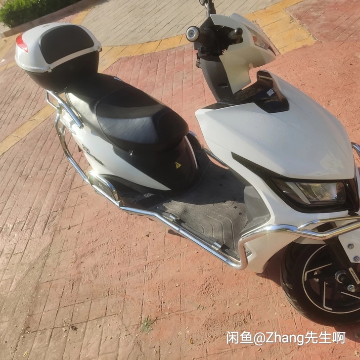 爱玛电动车，新换的6块电瓶，72V20电池...