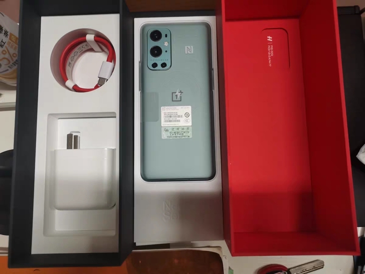 收 收 收，收台8+256一加9pro。要...