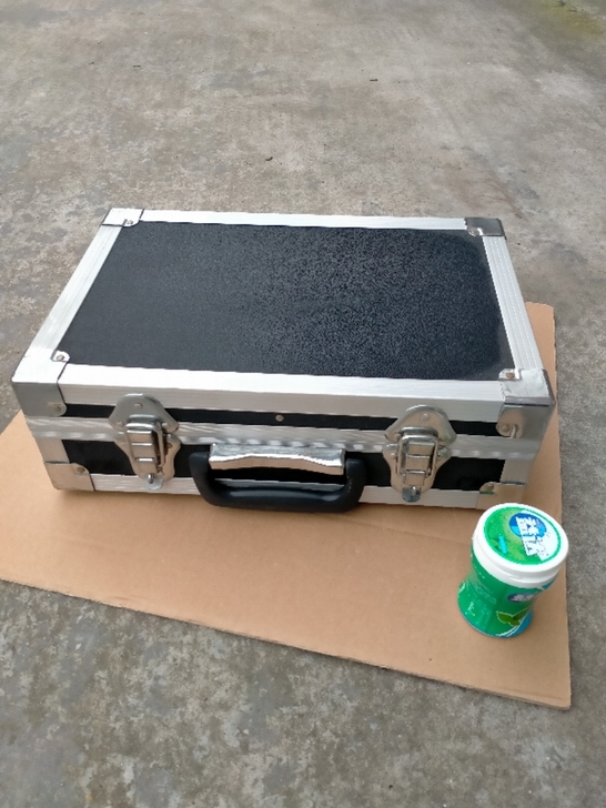 40包邮铝合金工具箱多功能收纳箱。,数量很...