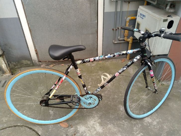 死飞车。六成新。闲置。也是从闲鱼入手的。小...