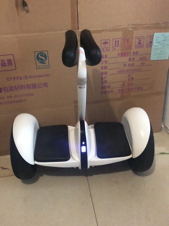 平衡车。小米9号平衡车。ninebot. ...