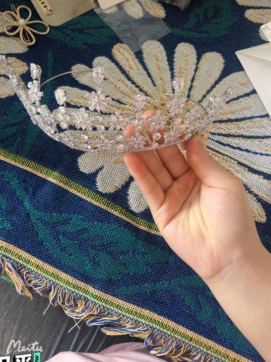 卡蒂美学：，新娘跟妆头饰，拆开过，跟妆用的...