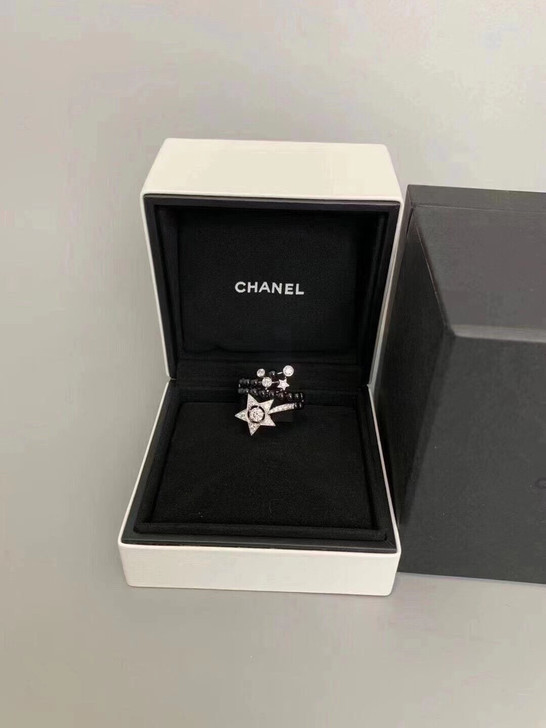 香奈儿Chanel超级珠宝展限量款18k白...