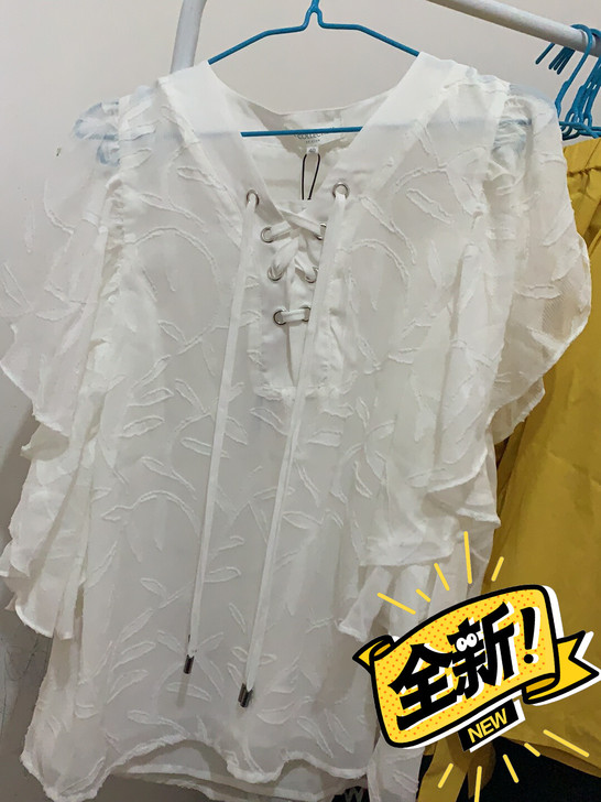 直播间秒杀的，艾格旗下的全新雪纺衫，原价3...