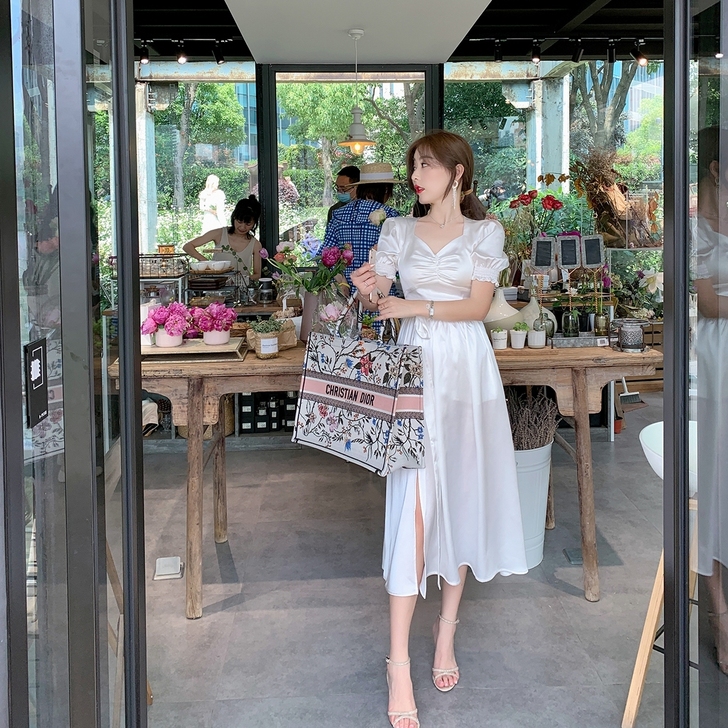 ByYou 轻熟风白色绸缎名媛气质连衣裙