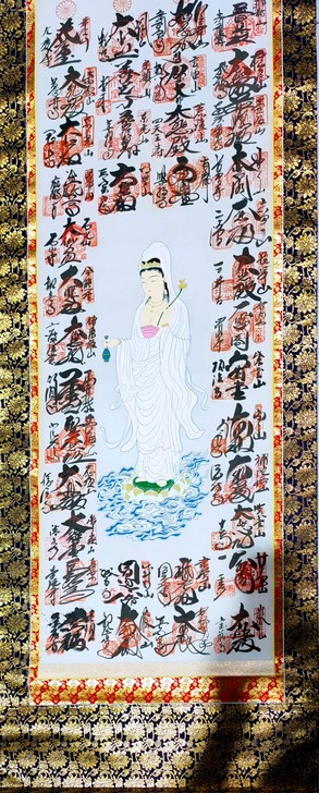 自在观音画像，西震织锦装裱，铜鎏金手工雕刻...