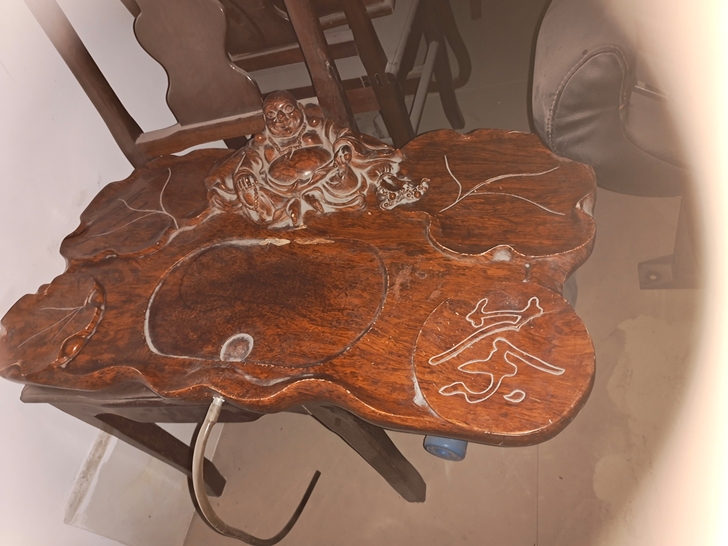 一套家具，闲置处理，凳子6个，茶机台面一个...