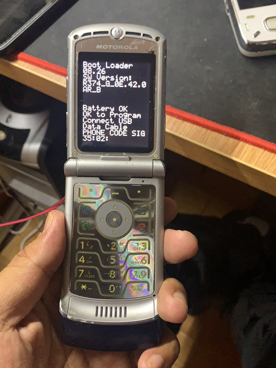 摩托罗拉v3