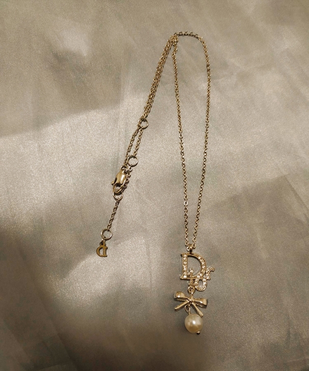 Dior迪奥银色蝴蝶结珍珠项链锁骨链 保存...