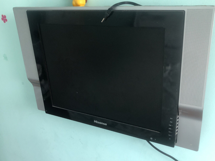 小电视，17还是19吧，100，东都豪苑自...