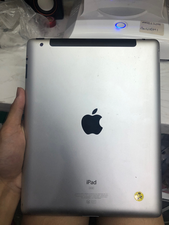 ipad2苹果，成色如图送保护套，日版其他...