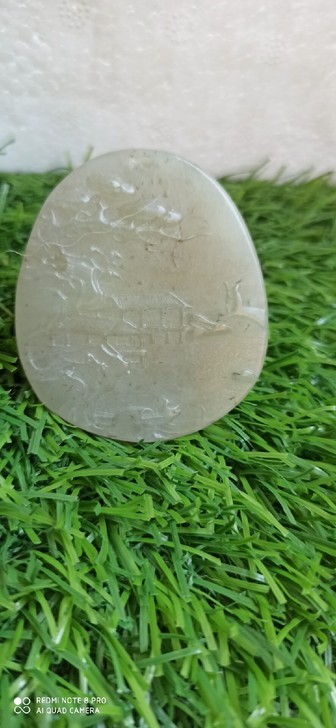 和田玉雕刻的山水画入手渠道：在古玩市场淘的，