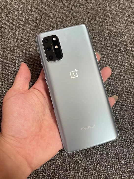 一加8T 配置 12+256G 成色靓