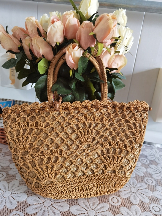 夏季手拎包,编织包闲置中,不是新的哈,包邮...