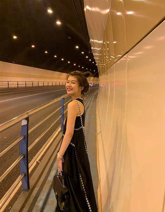 周日见 返场仙女裙 赫本风无袖花边叠穿连衣裙