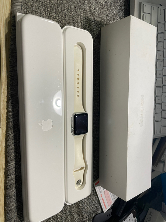 苹果手表7000系列 38mm GPS版