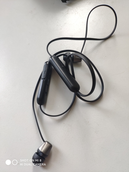 索尼wi c310无线蓝牙降噪耳机