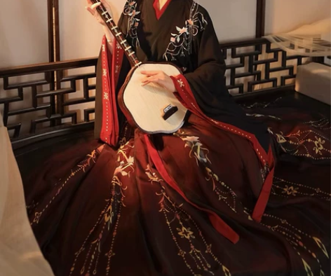 有爱科幻云芳晴绾星辰汉服女中国风交领齐腰襦...