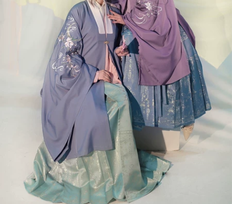 东月棠汉服超值原创汉服现货，M码，全新吊牌...