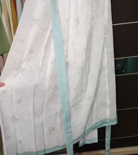 柒邑 冰破浅蓝全新下裙，适合85以内腰围，...