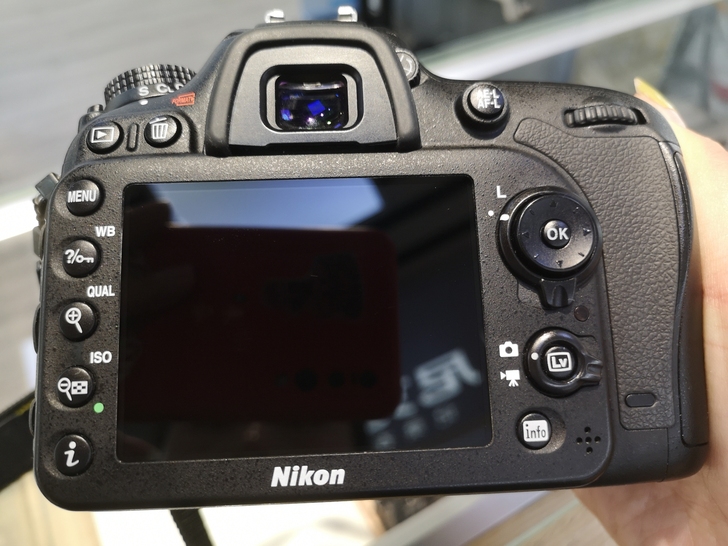 尼康720018-140套机成色99新，没...