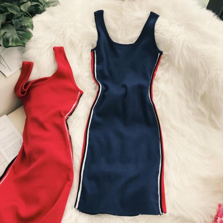 欧美运动风裙侧面拼色条纹圆领无袖背心裙收腰...