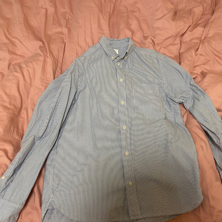 HM 男士衬衫 S码 249买的 穿过一次...