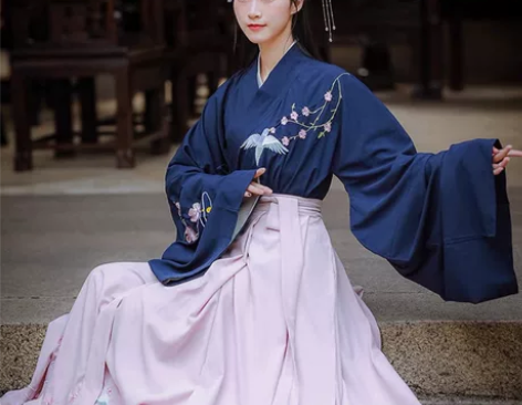 千韵岗家的鸟街花，吊牌还在，就是压箱底久了...