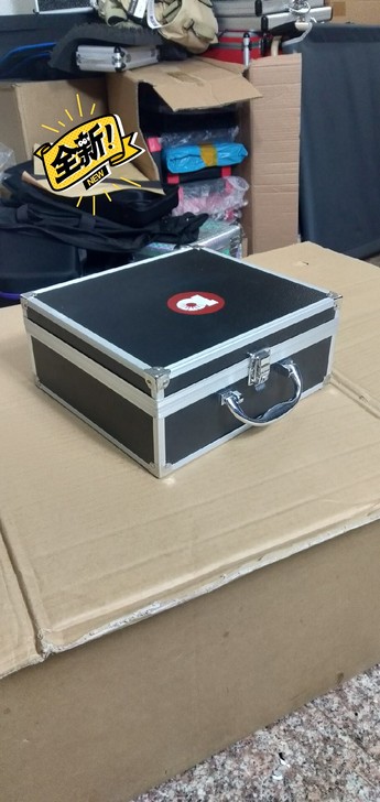 28元包邮全新手提铝合金工具箱家用小件收纳箱