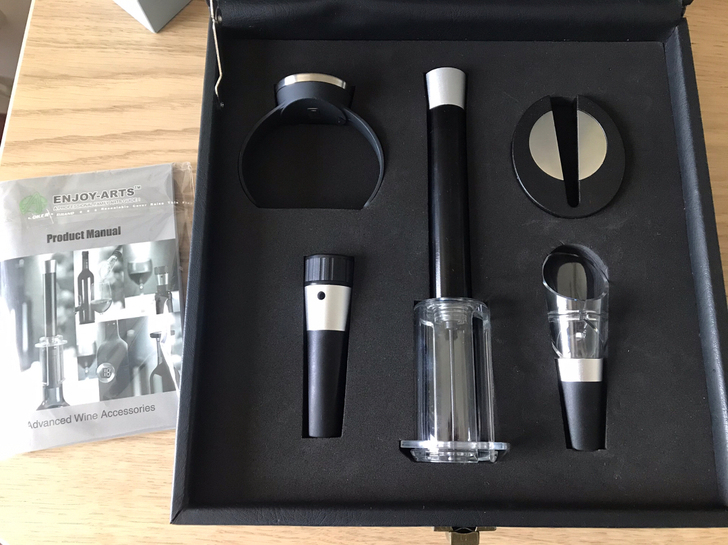 全新红酒开瓶器一套，包含