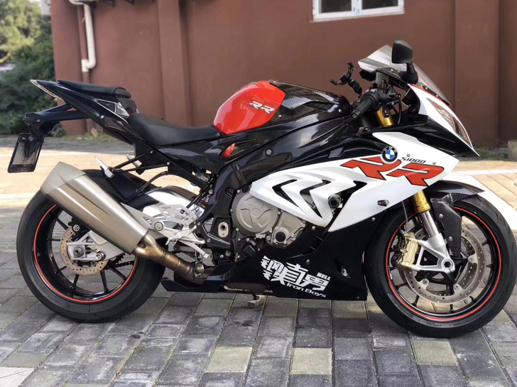跑车摩托车宝马S1000RR关联雅马哈R6...