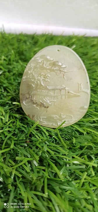 和田玉雕刻的山水画入手渠道：在古玩市场淘的，