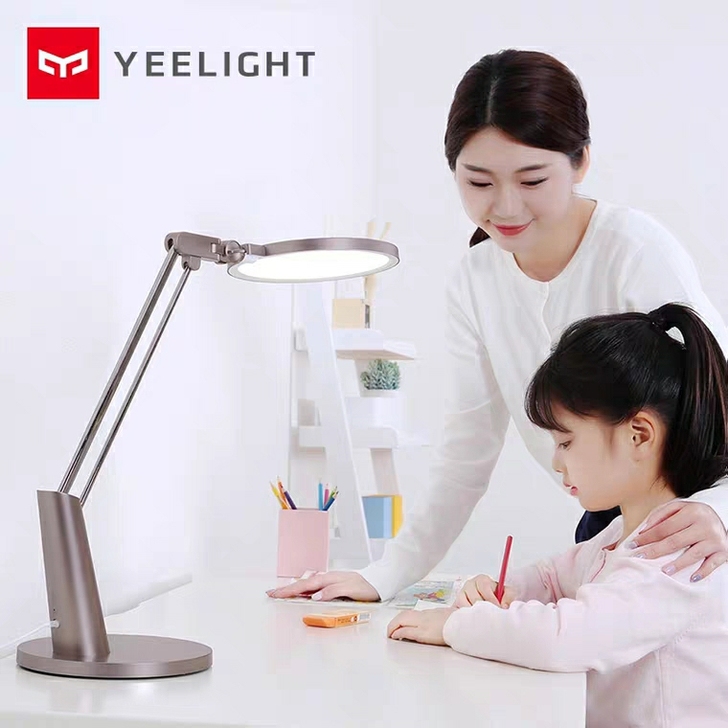 Yeelight智能LED护眼台灯pro小...