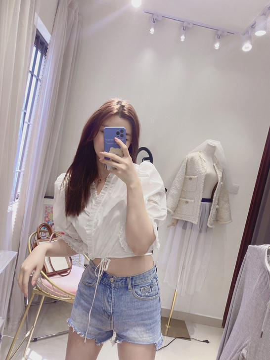 ByYou 夏季洋气白色V领衬衣女韩版设计...