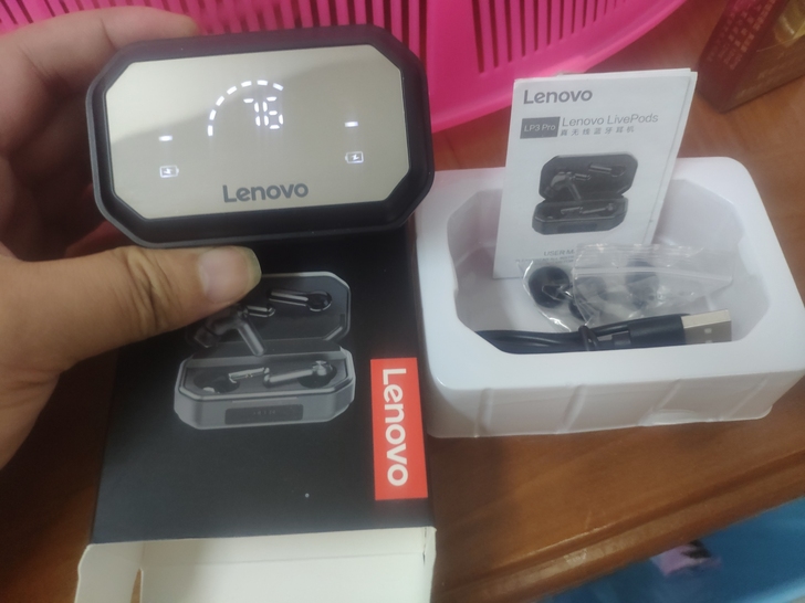 正品联想蓝牙耳机LP3型号镜面数显大容量电...