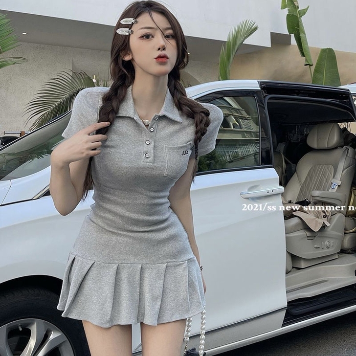 设计感小众POLO领修身显瘦减龄连衣裙女2...
