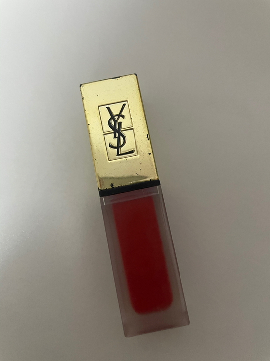 YSL 哑光唇釉 01色 苹果红 小红书试...