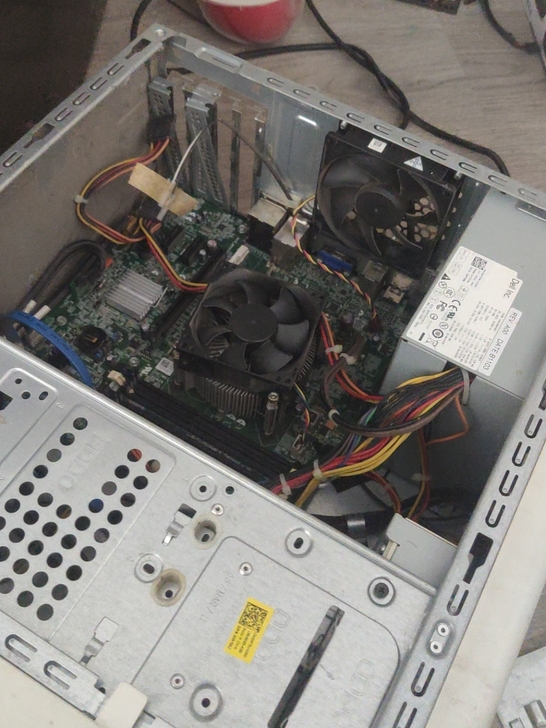 戴尔主机 i5 2300  8g内存  3...