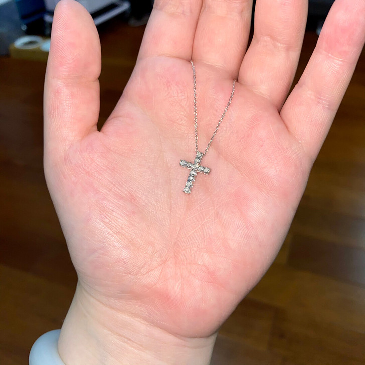 0.1克碎钻钻石项链